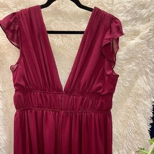 Lulu’s XL maroon gown never worn with tags